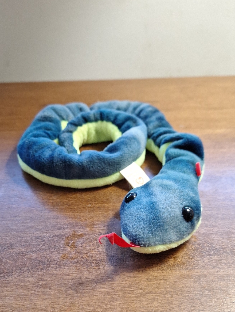 Ty Beanie Babies Hissy Plush Snake in Blue and Lime